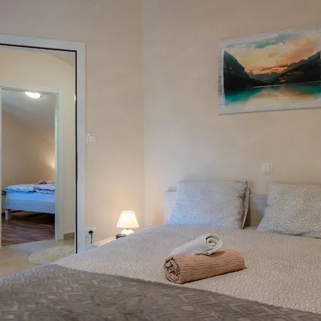 Apartamento Sum Mora 3 By Interhome Vir