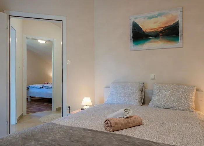 Apartment Sum Mora 3 By Interhome Vir