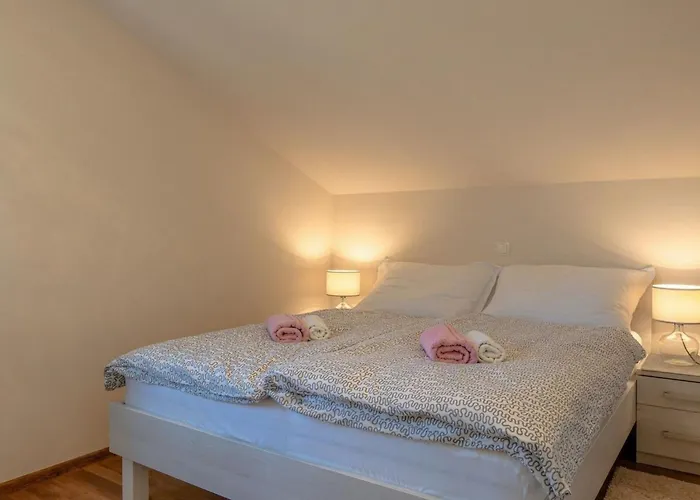 Sum Mora 3 By Interhome Vir